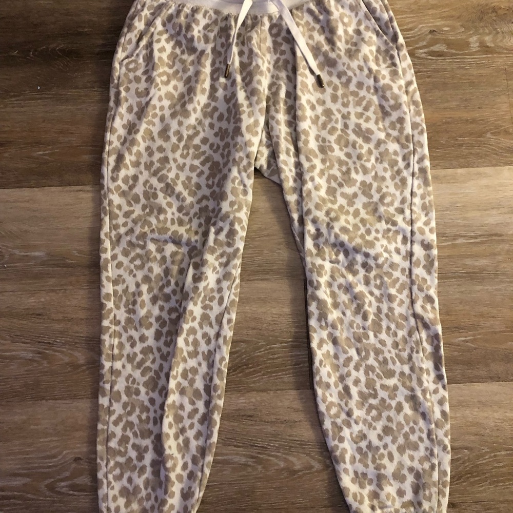 Old Navy Textured White Sweater